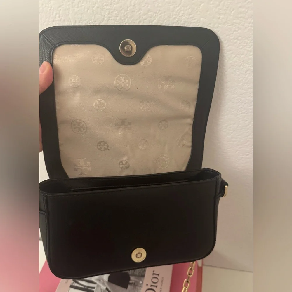 Tory Burch Robinson Black and Gold Chain Mini Saffiano Leather CrossBody Bag - Picture 7 of 14